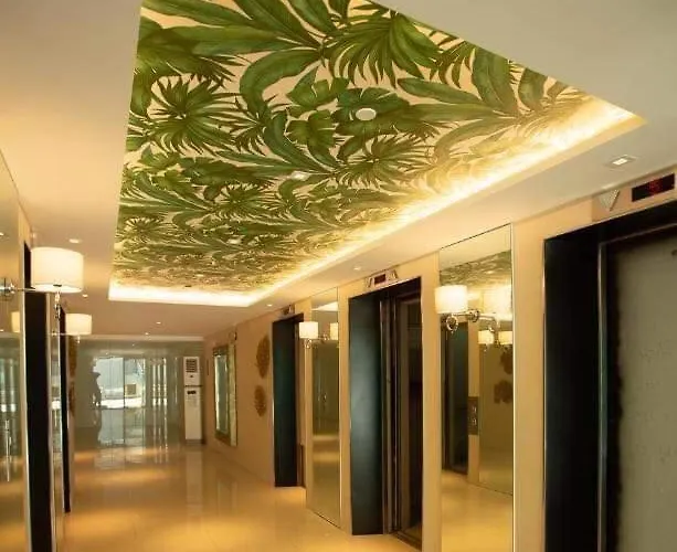 Hotel Azure Urban Manila